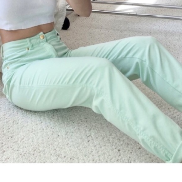 Escada Vintage High Waisted Mint Green Cropped Pants Italian Made - Picture 1 of 9